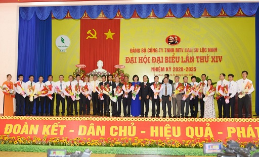 Cao su Lộc Ninh phấn đấu lương bình quân 7 triệu đồng/người/tháng